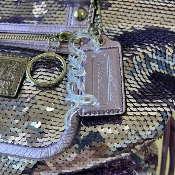 NWT Extremely Rare Special Edition π¦β¨ Coach Poppy Sequin Glam Tote Lavender β¨π - Picture 5 of 15